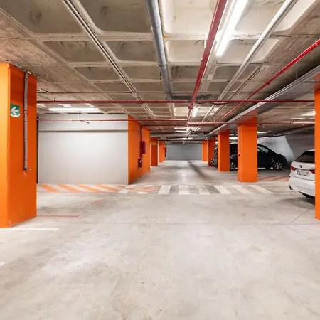 Xpce Sky Towers - Parking Free * Málaga