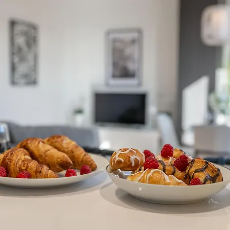 Xpce Sky Towers - Parking Free Apartment Malaga