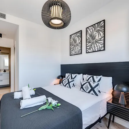 Apartment Xpce Sky Towers - Parking Free *